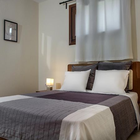 Pleiades Casual Living Apartment Nea Roda Exterior foto