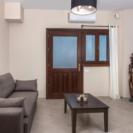 Pleiades Casual Living Apartment Nea Roda Exterior foto
