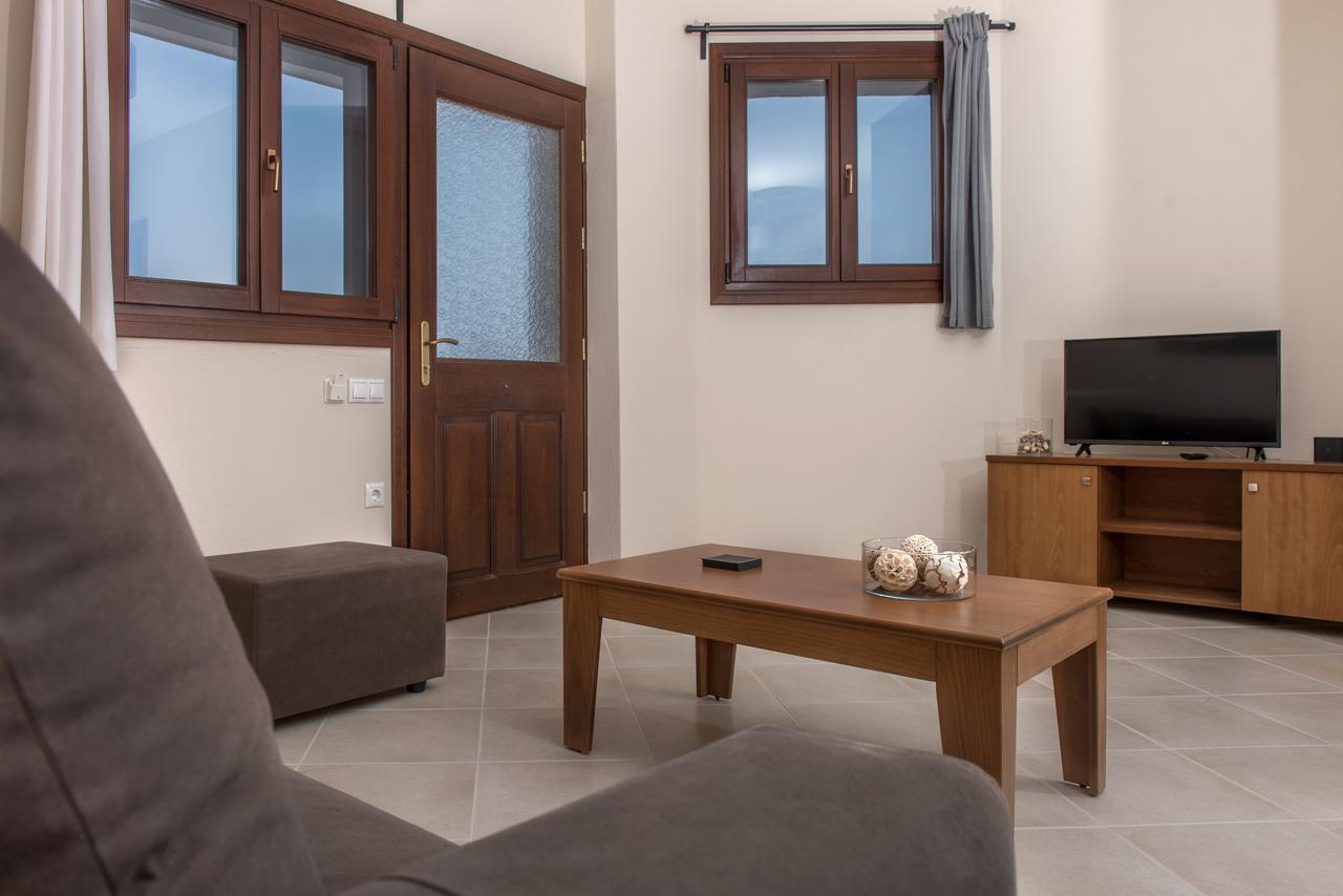 Pleiades Casual Living Apartment Nea Roda Exterior foto
