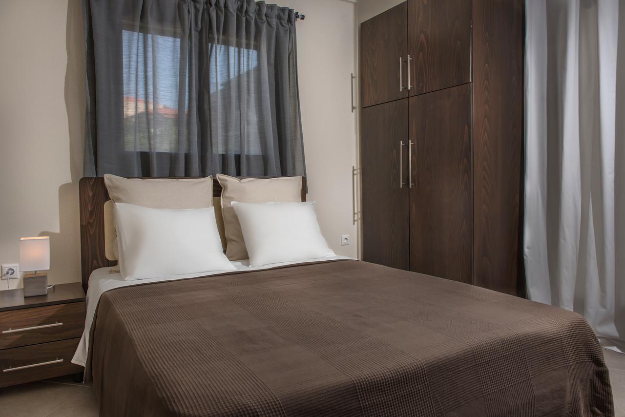 Pleiades Casual Living Apartment Nea Roda Exterior foto
