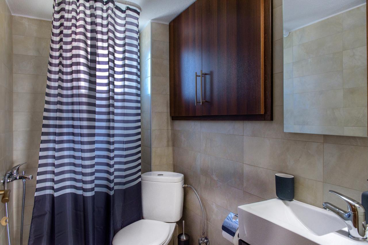 Pleiades Casual Living Apartment Nea Roda Exterior foto